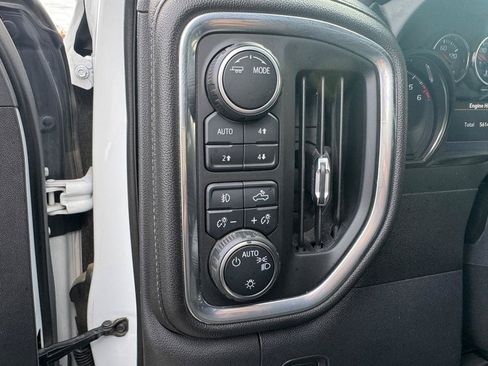 Used 2021 Chevrolet Silverado 1500 RST AWD/4WD image 11