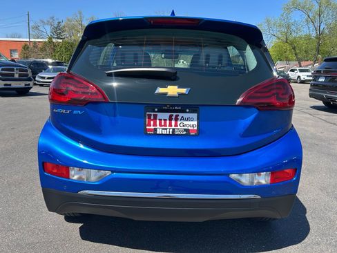 Used 2020 Chevrolet Bolt LT FWD image 7