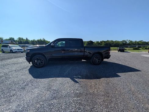 Used 2020 RAM 1500 Limited w/ Black Appearance Package AWD/4WD image 3