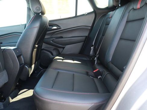 Used 2025 Chevrolet Trax RS w/ Driver Confidence Package FWD image 14