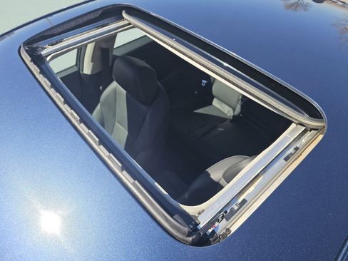 Certified 2023 Honda Accord Touring image 9