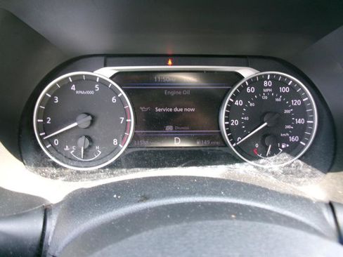 Used 2025 Nissan Sentra SV FWD image 15