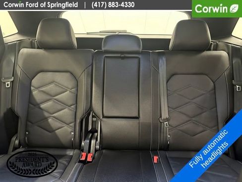 Used 2025 Volkswagen Atlas Cross Sport SE AWD/4WD image 21