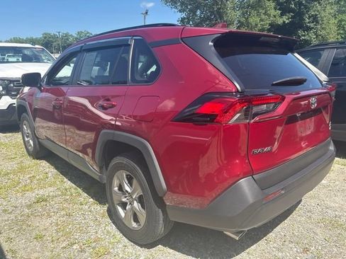 Used 2022 Toyota RAV4 XLE w/ Convenience Package AWD/4WD image 7