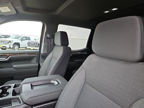 New 2026 GMC Sierra 1500 Elevation image 13