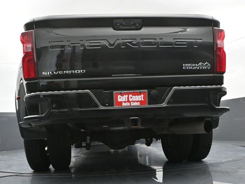 Used 2024 Chevrolet Silverado 3500 High Country w/ High Country Premium Package image 41