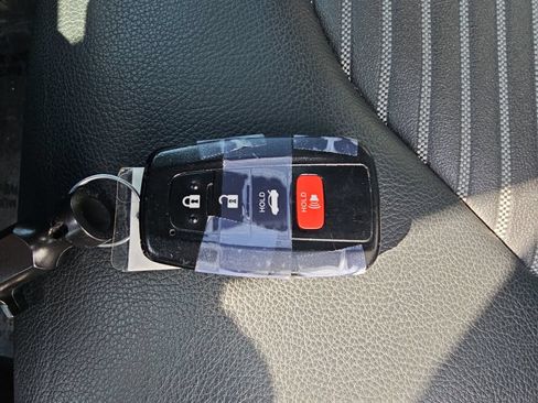 Used 2023 Toyota Camry SE w/ Convenience Package FWD image 34
