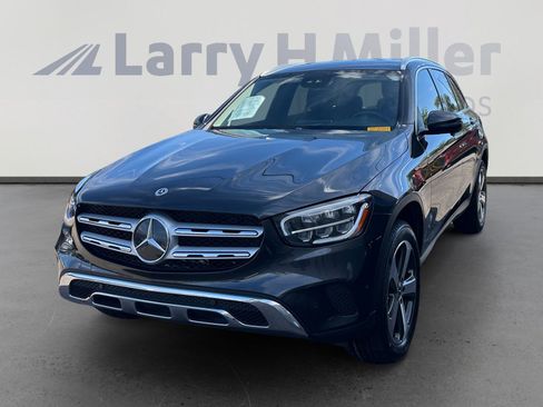 Used 2022 Mercedes-Benz GLC 300 4MATIC image 1