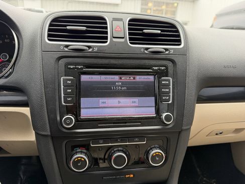 Used 2010 Volkswagen Jetta TDI image 10