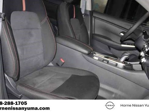 Used 2025 Nissan Sentra SR image 6