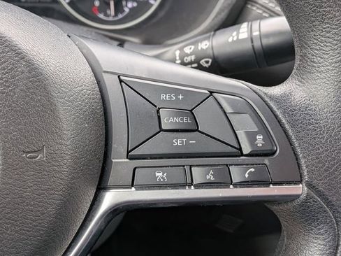 Used 2024 Nissan Sentra SV FWD image 21