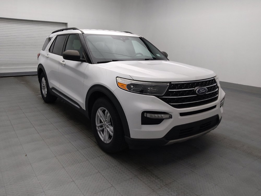 Used 2020 Ford Explorer XLT w/ Equipment Group 202A RWD image 13