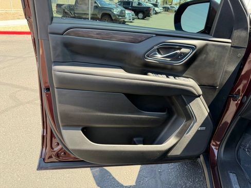 Used 2022 Chevrolet Tahoe Z71 AWD/4WD image 25