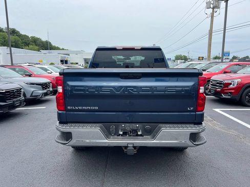 Used 2022 Chevrolet Silverado 1500 LT AWD/4WD image 4