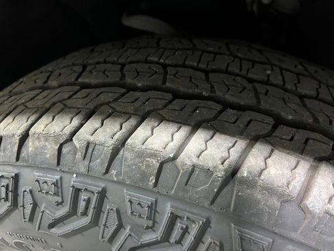 Used 2025 Chevrolet Tahoe Z71 image 42