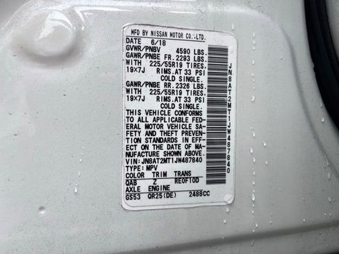 Used 2018 Nissan Rogue SL w/ Premium Package image 13