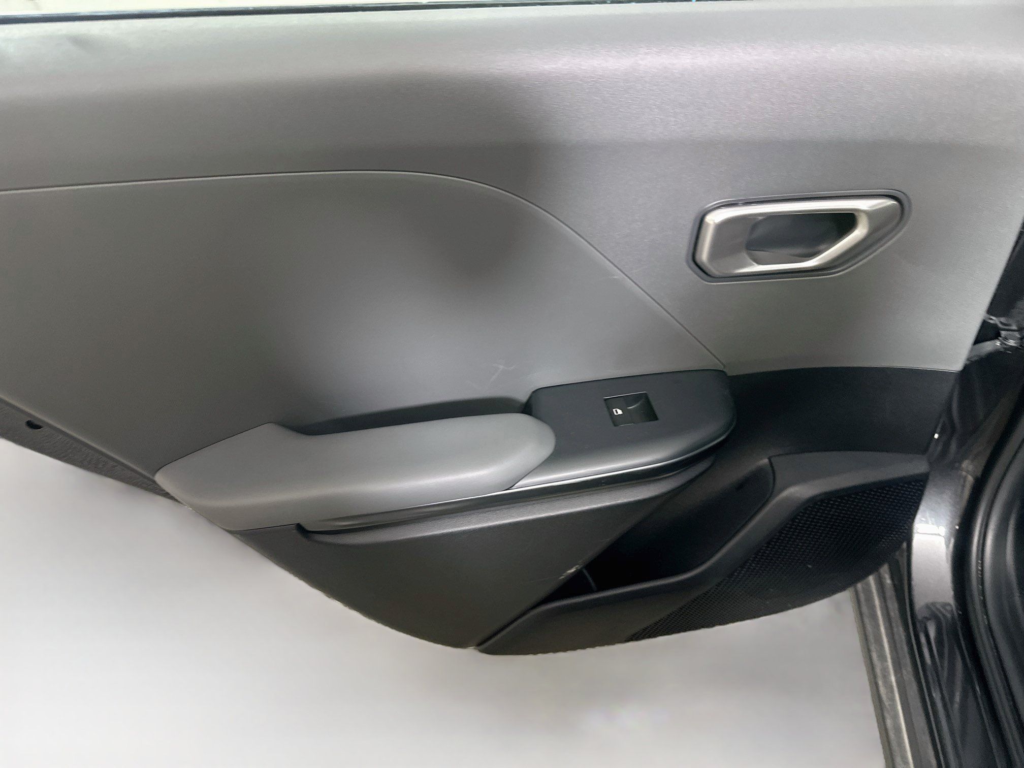 Used 2025 Kia K4 FWD image 24