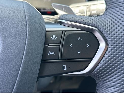 New 2026 Lexus TX 500h AWD image 27