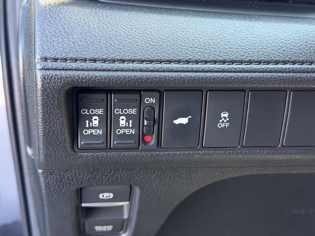 Used 2025 Honda Odyssey EX-L image 23