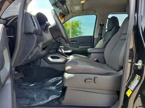 Used 2022 Nissan Frontier SV RWD image 15