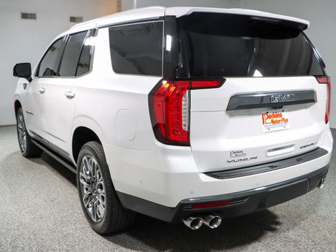 Used 2023 GMC Yukon Denali Ultimate image 9