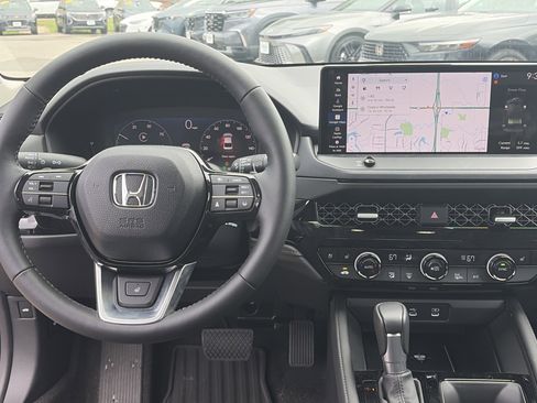 Used 2025 Honda Accord Touring image 16