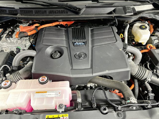 Certified 2024 Toyota Tundra Limited AWD/4WD image 38