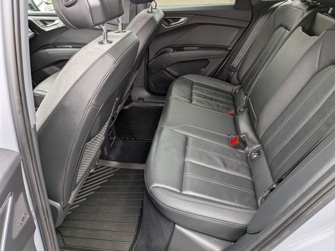 Used 2023 Audi Q4 e-tron Premium Plus w/ Premium Plus image 25