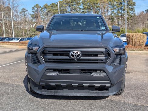 Used 2024 Toyota Tacoma SR5 image 8