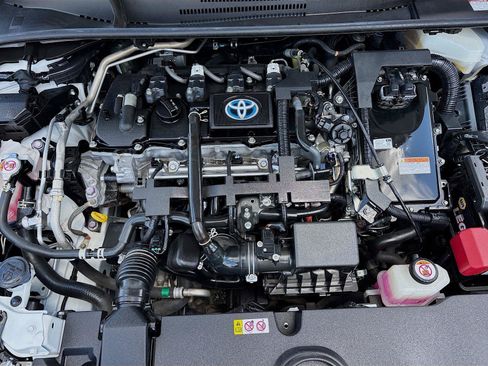 Used 2022 Toyota Corolla LE FWD image 28