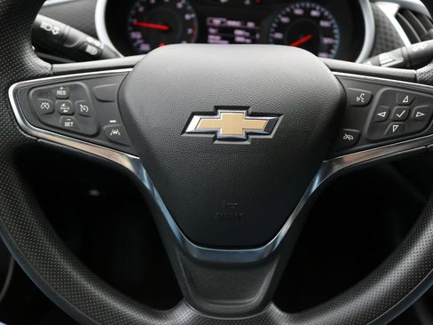 Used 2024 Chevrolet Malibu LT image 19