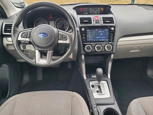 Used 2017 Subaru Forester 2.5i Premium w/ All-Weather Package image 11