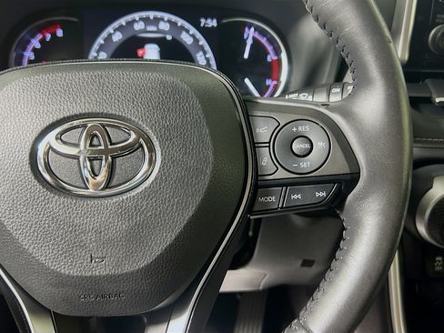 Used 2019 Toyota RAV4 Limited w/ Cold Weather Package FWD image 19