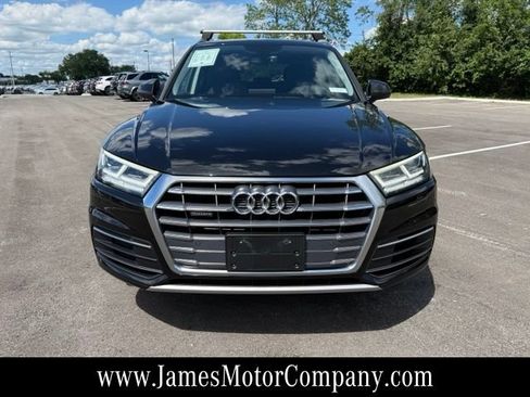 Used 2019 Audi Q5 Premium Plus w/ Premium Plus Package AWD/4WD image 2