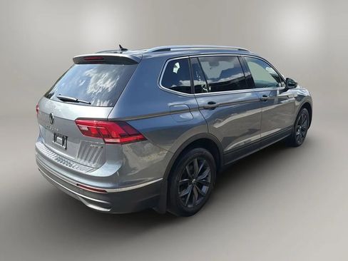 Used 2023 Volkswagen Tiguan SE image 5