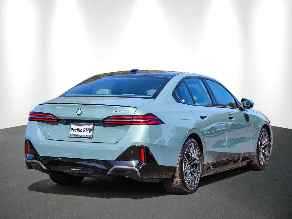 Used 2027 BMW i5 xDrive40 AWD/4WD image 6
