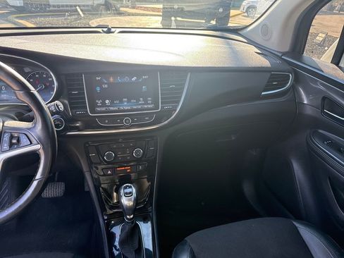 Used 2018 Buick Encore Preferred image 62