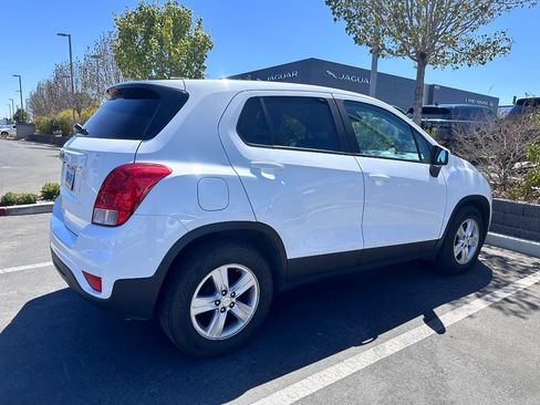 Used 2021 Chevrolet Trax LS w/ Tint and Cruise Package FWD image 3