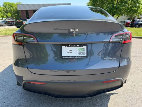 Used 2023 Tesla Model Y Long Range AWD/4WD image 11