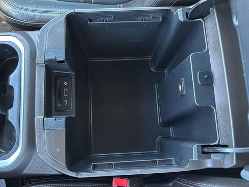 Used 2023 GMC Sierra 3500 Denali w/ Denali Ultimate Package image 33