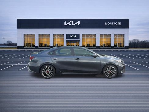 Used 2023 Kia Forte GT FWD image 4