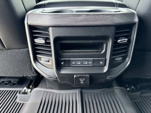 New 2026 RAM 3500 Laramie AWD/4WD image 34