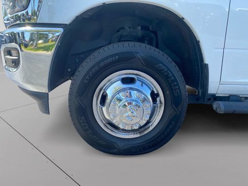 Used 2026 RAM 3500 Tradesman AWD/4WD image 25