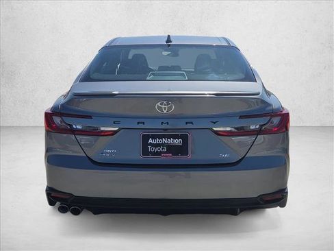 Used 2026 Toyota Camry SE AWD/4WD image 7