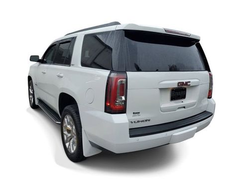 Used 2017 GMC Yukon SLT RWD image 3