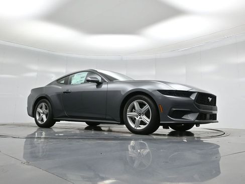 New 2026 Ford Mustang Coupe image 3