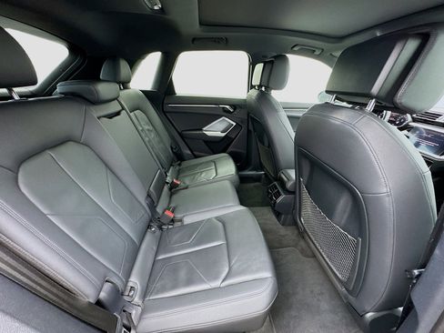 Used 2022 Audi Q3 2.0T Premium w/ Convenience Package image 19