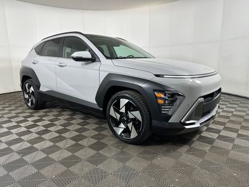 Certified 2024 Hyundai Kona Limited image 2