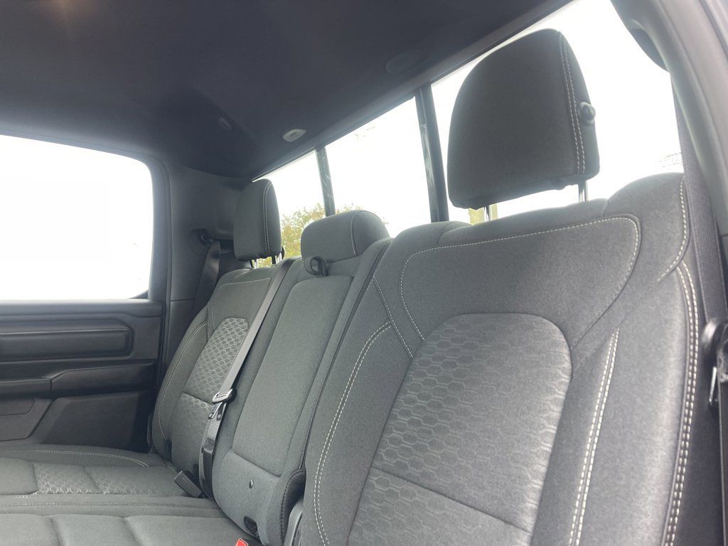New 2026 RAM 1500 Tradesman AWD/4WD image 18