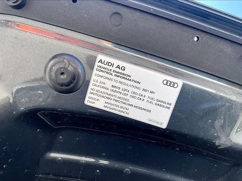 Used 2021 Audi Q8 Prestige w/ Prestige Package AWD/4WD image 43